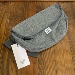 NEW Herschel Sixteen Hip Pack